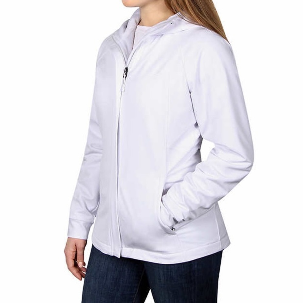 Signature Softshell Jacket
